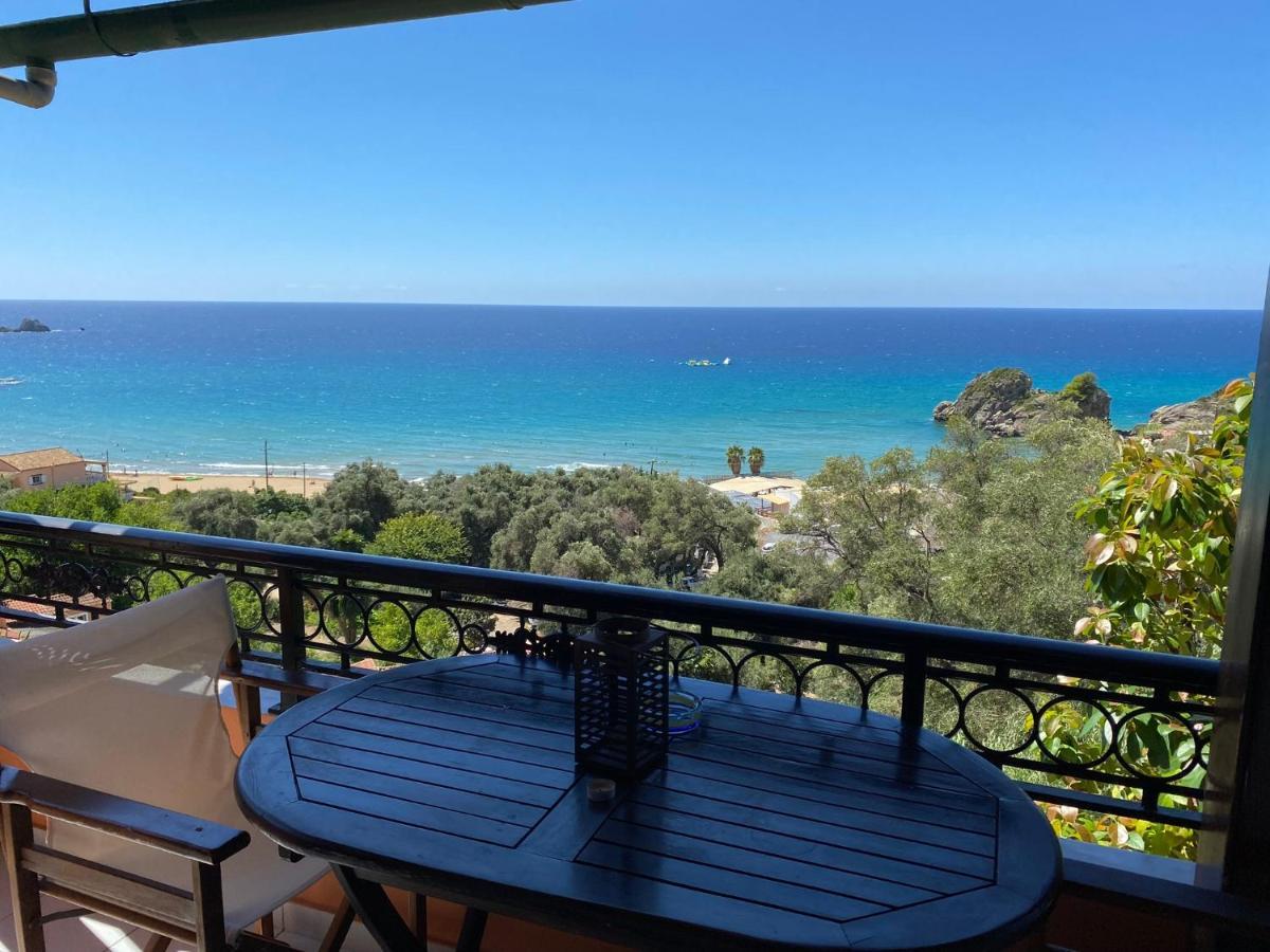Papadatos Apts With Amazing View - 5Mins From The Beach Kontogialos Buitenkant foto
