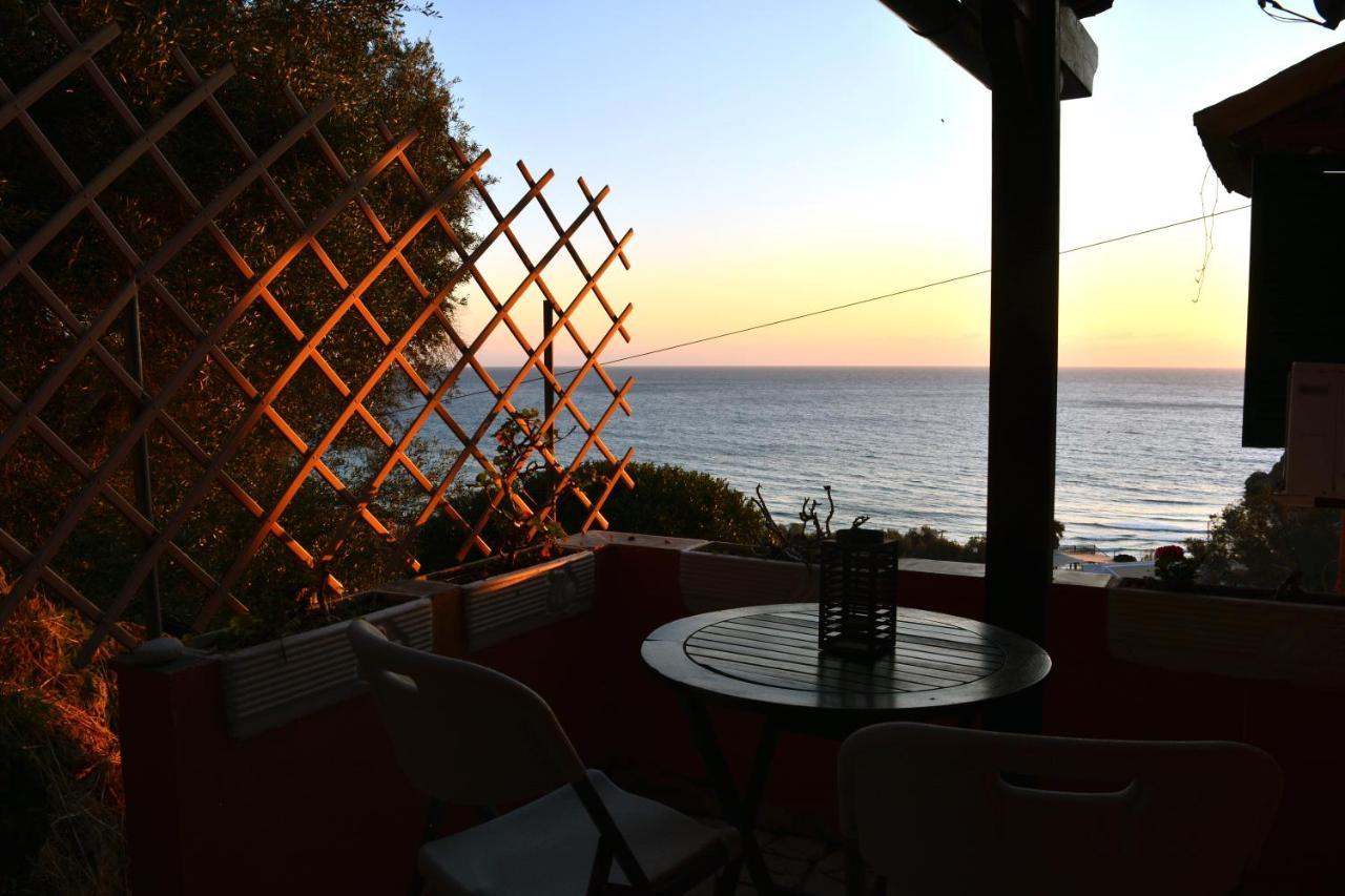 Papadatos Apts With Amazing View - 5Mins From The Beach Kontogialos Buitenkant foto