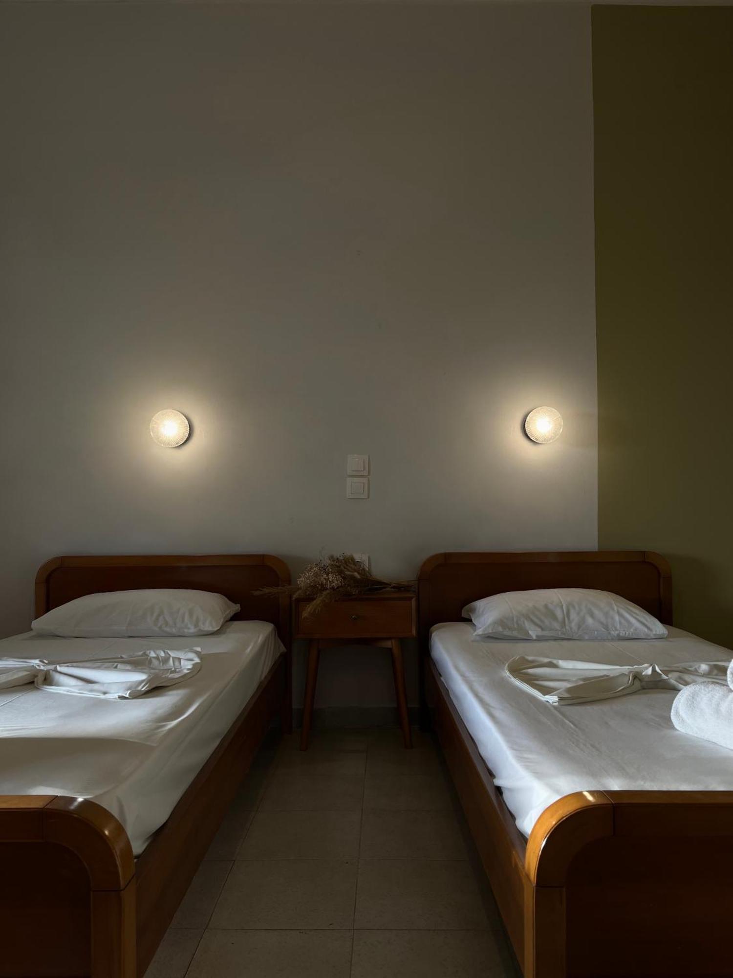 Papadatos Apts With Amazing View - 5Mins From The Beach Kontogialos Buitenkant foto