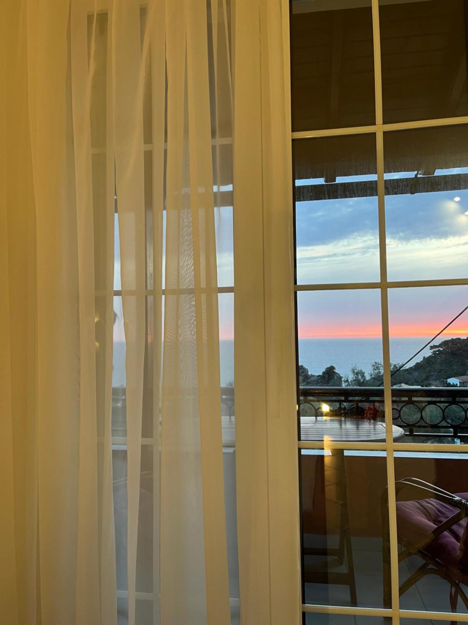 Papadatos Apts With Amazing View - 5Mins From The Beach Kontogialos Buitenkant foto