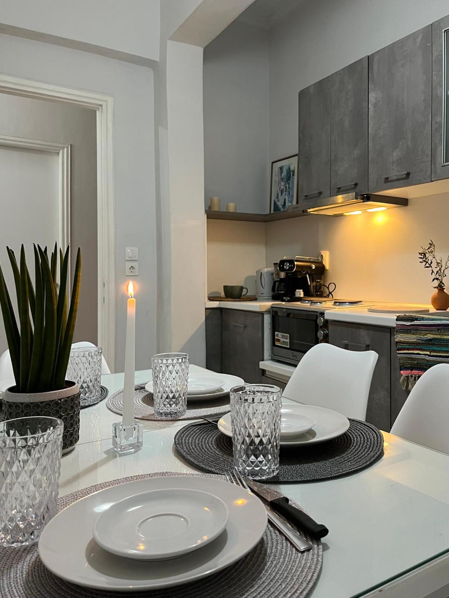 Papadatos Apts With Amazing View - 5Mins From The Beach Kontogialos Buitenkant foto