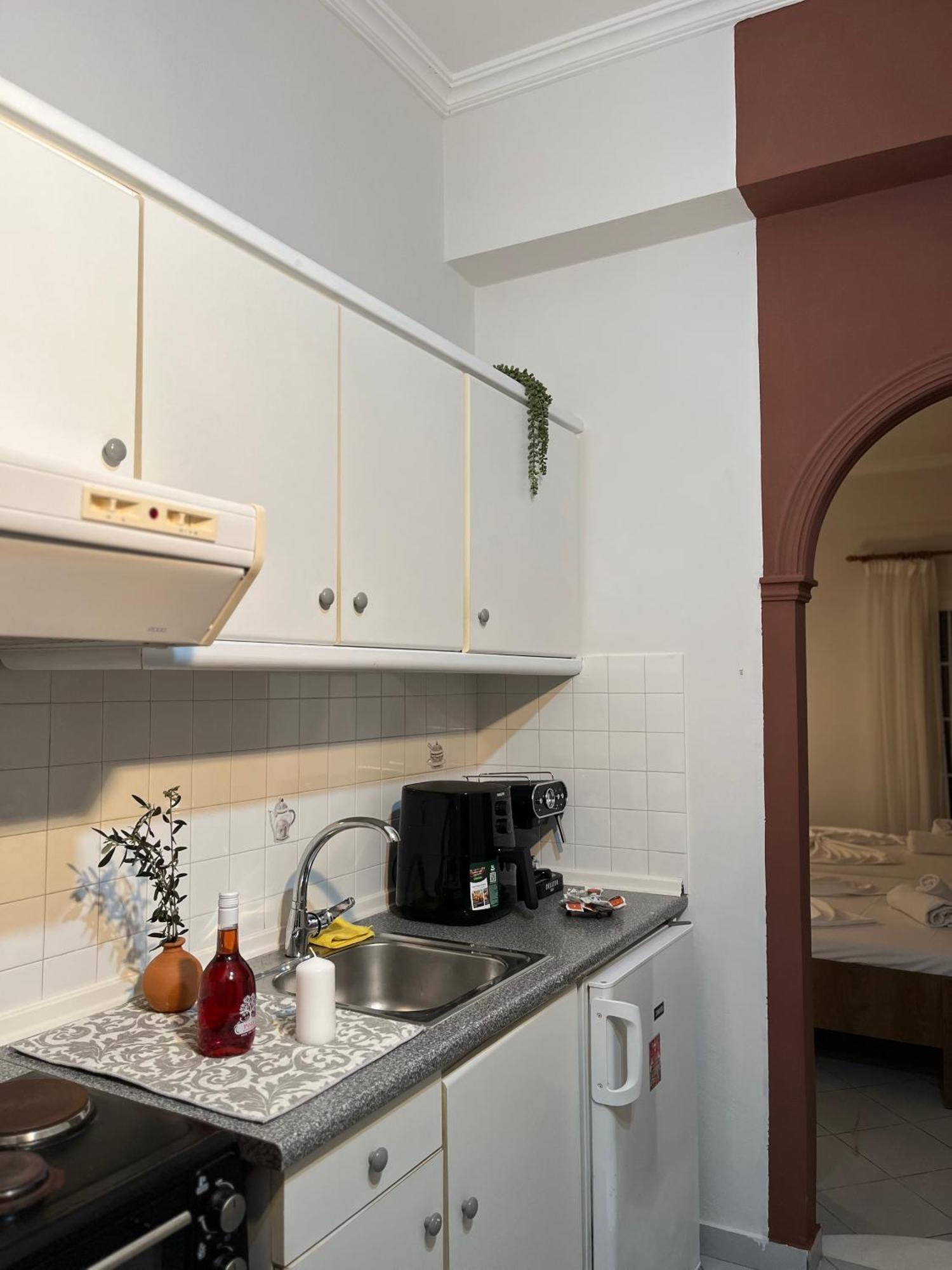 Papadatos Apts With Amazing View - 5Mins From The Beach Kontogialos Buitenkant foto